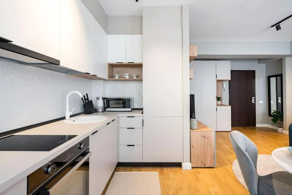Bright 1Br Flat - New Midtown Building + Terrace Daire Bükreş