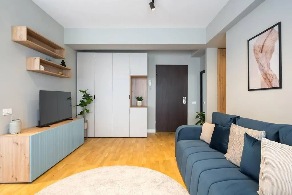 Bright 1Br Flat - New Midtown Building + Terrace Daire Bükreş