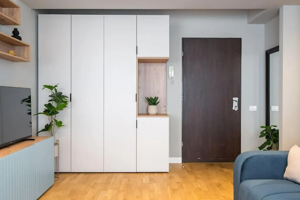 Bright 1Br Flat - New Midtown Building + Terrace Daire Bükreş